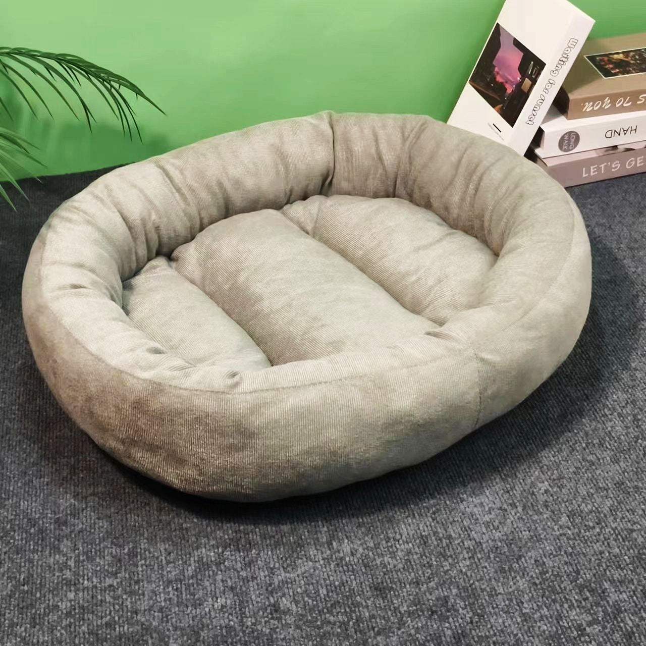 The Zoomies Paw Dream Nest